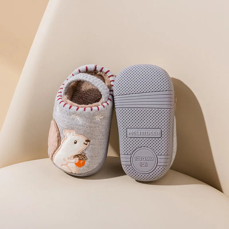 Mini Fashion™ - Hauskat kuvat - Lasten sisätossut