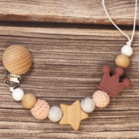 Thumbnail for Baby Pacifier Holder – Nimellä – Henkilökohtaiset puu- ja silikonikivet