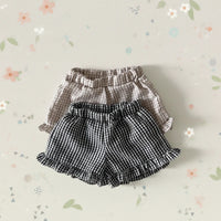 Thumbnail for Girls Ruffle Tee – Kevyt ja suloinen – lasten vaatesetti