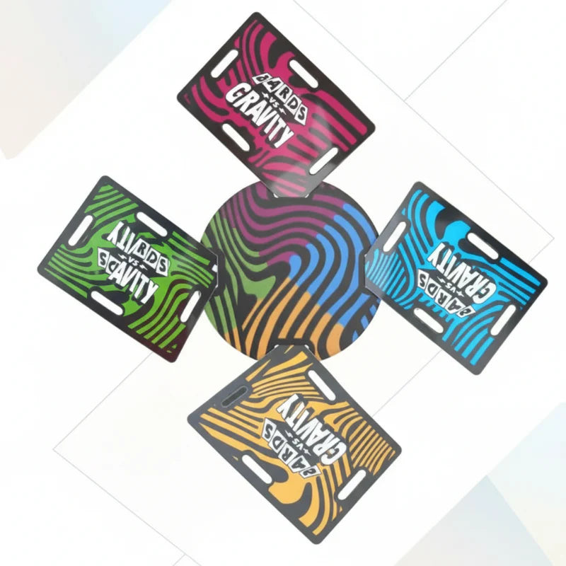 FloatCards – Ainutlaatuinen ja interaktiivinen – korttipeli, jossa tasapaino on haasteena