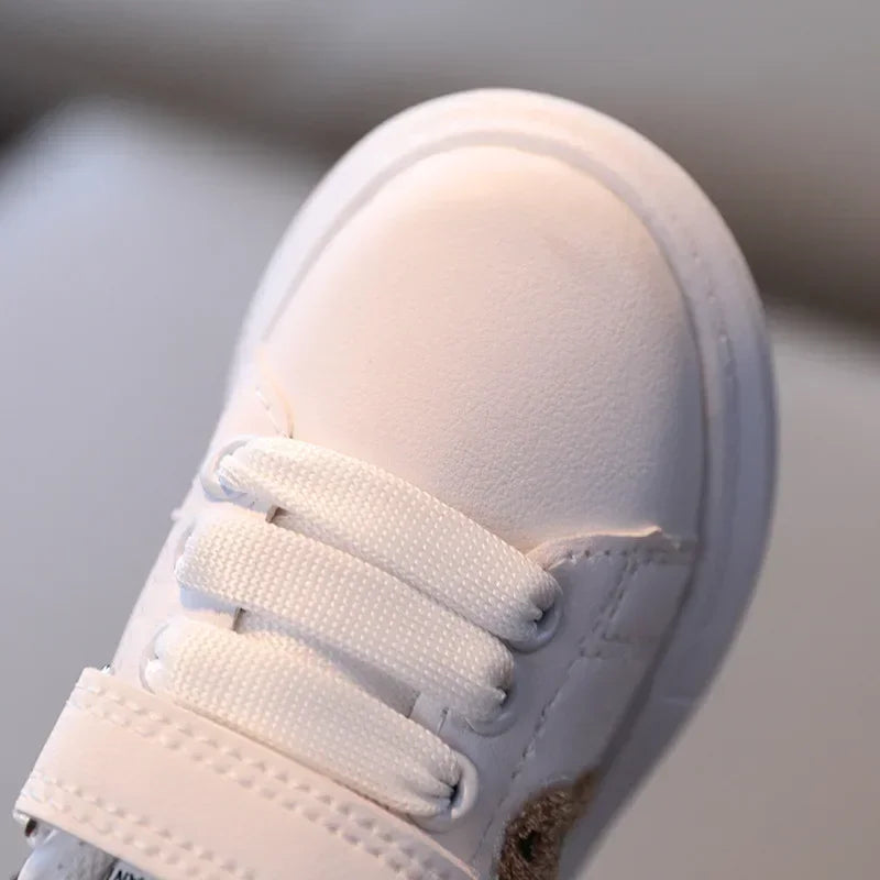 Bear Sneakers – Mukava ja söpö – Lasten karhukenkä