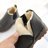 Thumbnail for StyleWalk – Tyylikäs ja mukava – Chelsea-saappaat