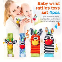 Thumbnail for Wrist Rattle and Socks – Motoriset taidot ja leikki – Vauvan helistimet (4 kpl:n sarja)