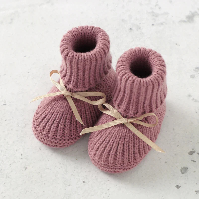 Booties & Mittens – Pehmeä ja lämmin – käsine- ja kenkäsetti