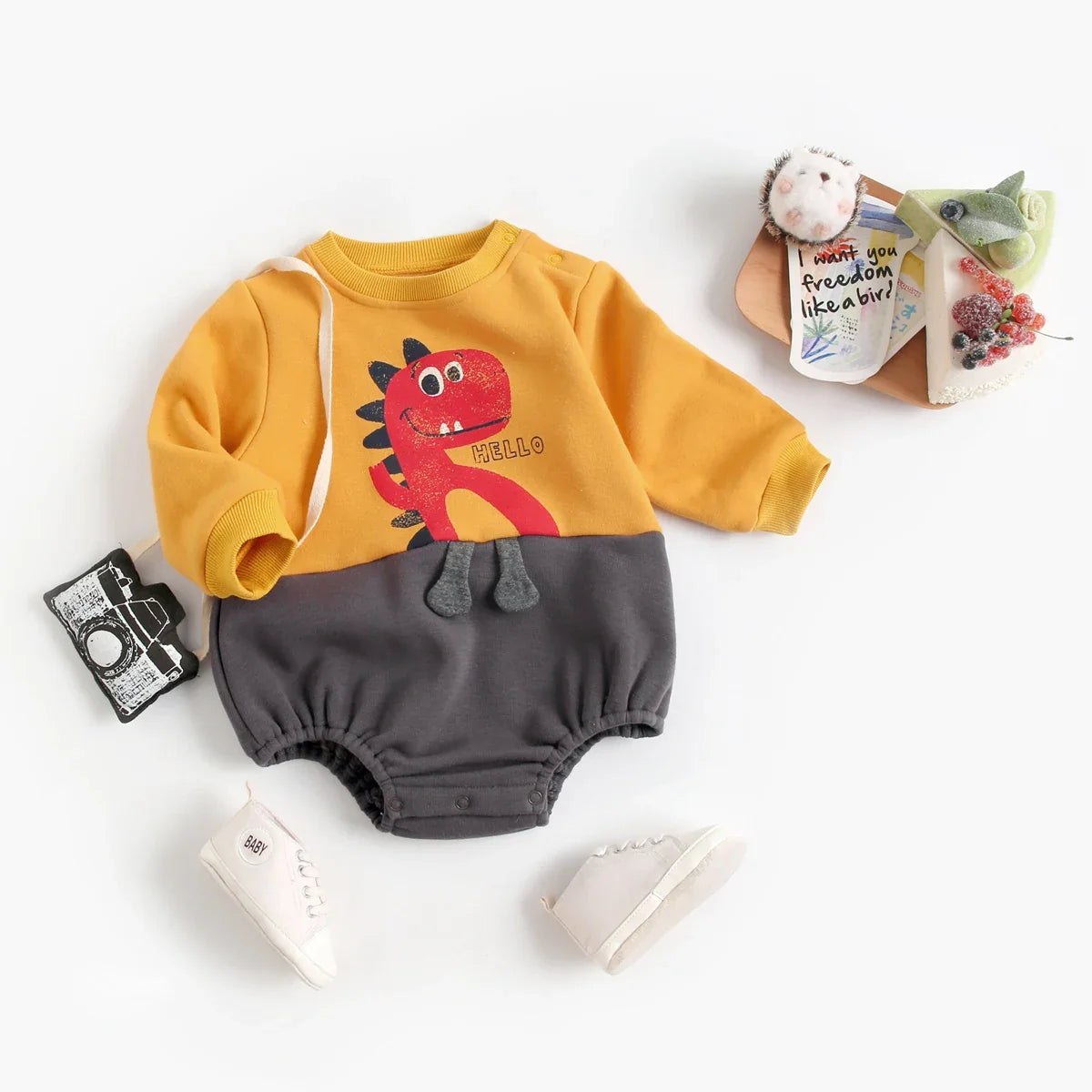 Mini Fashion – Pehmeä fleece villapaita Dino-painatuksella