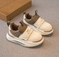 Thumbnail for KidStride – Trendikkäät ja toimivat – tarranauhalla suljettavat lenkkarit