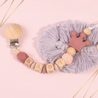 Thumbnail for Personalized Pacifier Chain – Turvallinen ja tyylikäs – yksilöllinen tutinpidike