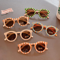 Thumbnail for Colorful Kids Sun Shades – UV-suoja ja tyylikkyys – Lasten aurinkolasit