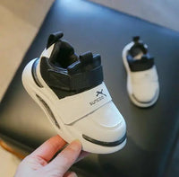 Thumbnail for KidStride – Trendikkäät ja toimivat – tarranauhalla suljettavat lenkkarit