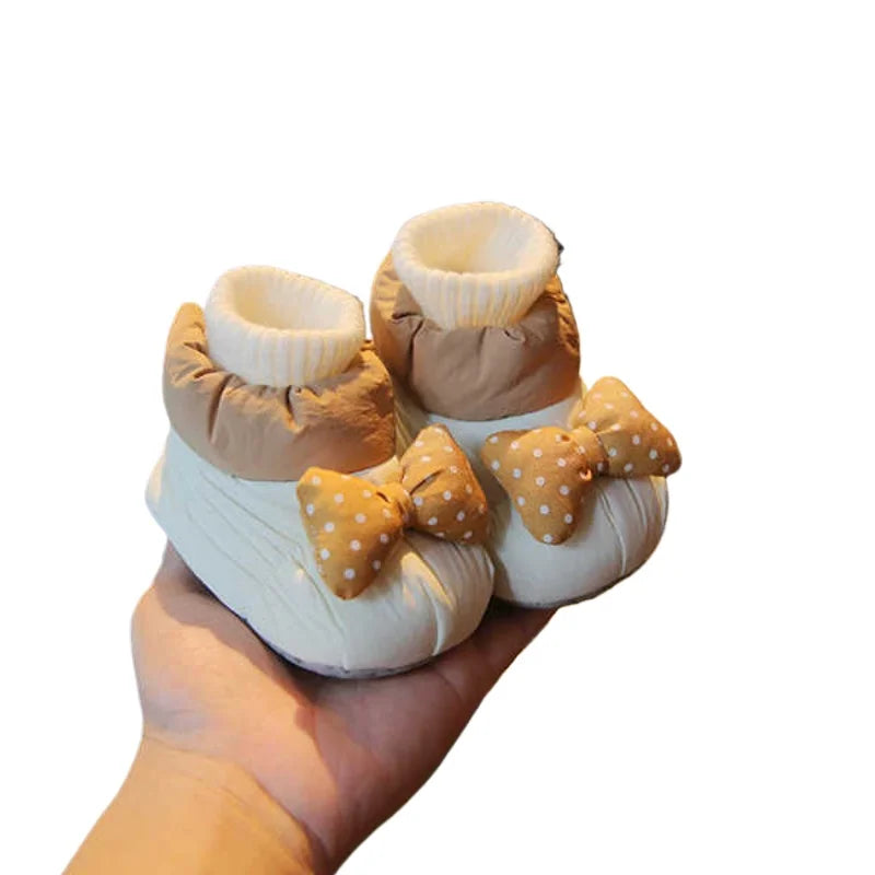 Mini Fashion™ - Trendikästä pitoa - Vauvan kengät