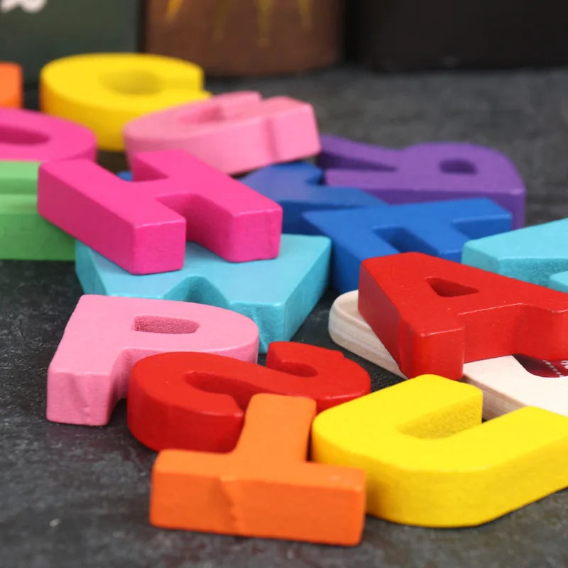 AlphaBlocks – Puu & Koulutus – 3D-kirjainpalapeli